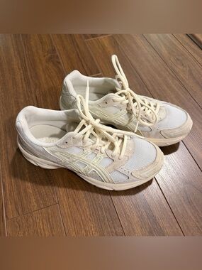 ASICS GEL-1130 Cream Sneakers size 7 women’s